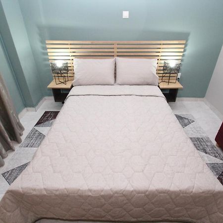 Agios Nikolaos Train Station 1 Bedroom 4 Pers. Athen Eksteriør billede