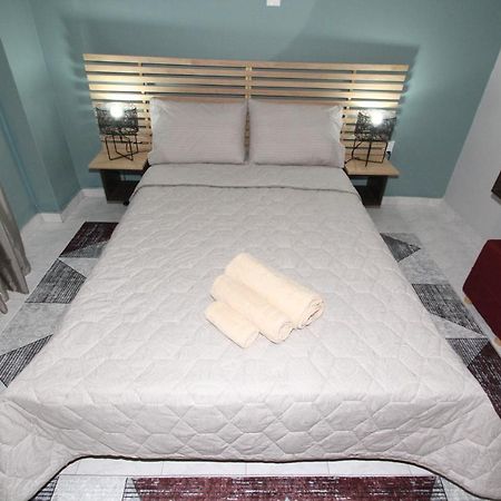 Agios Nikolaos Train Station 1 Bedroom 4 Pers. Athen Eksteriør billede