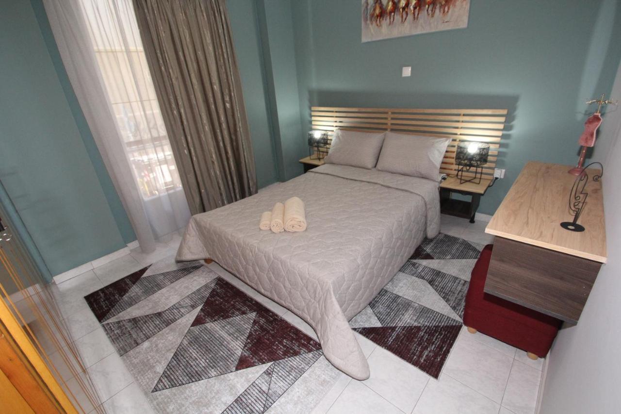 Agios Nikolaos Train Station 1 Bedroom 4 Pers. Athen Eksteriør billede